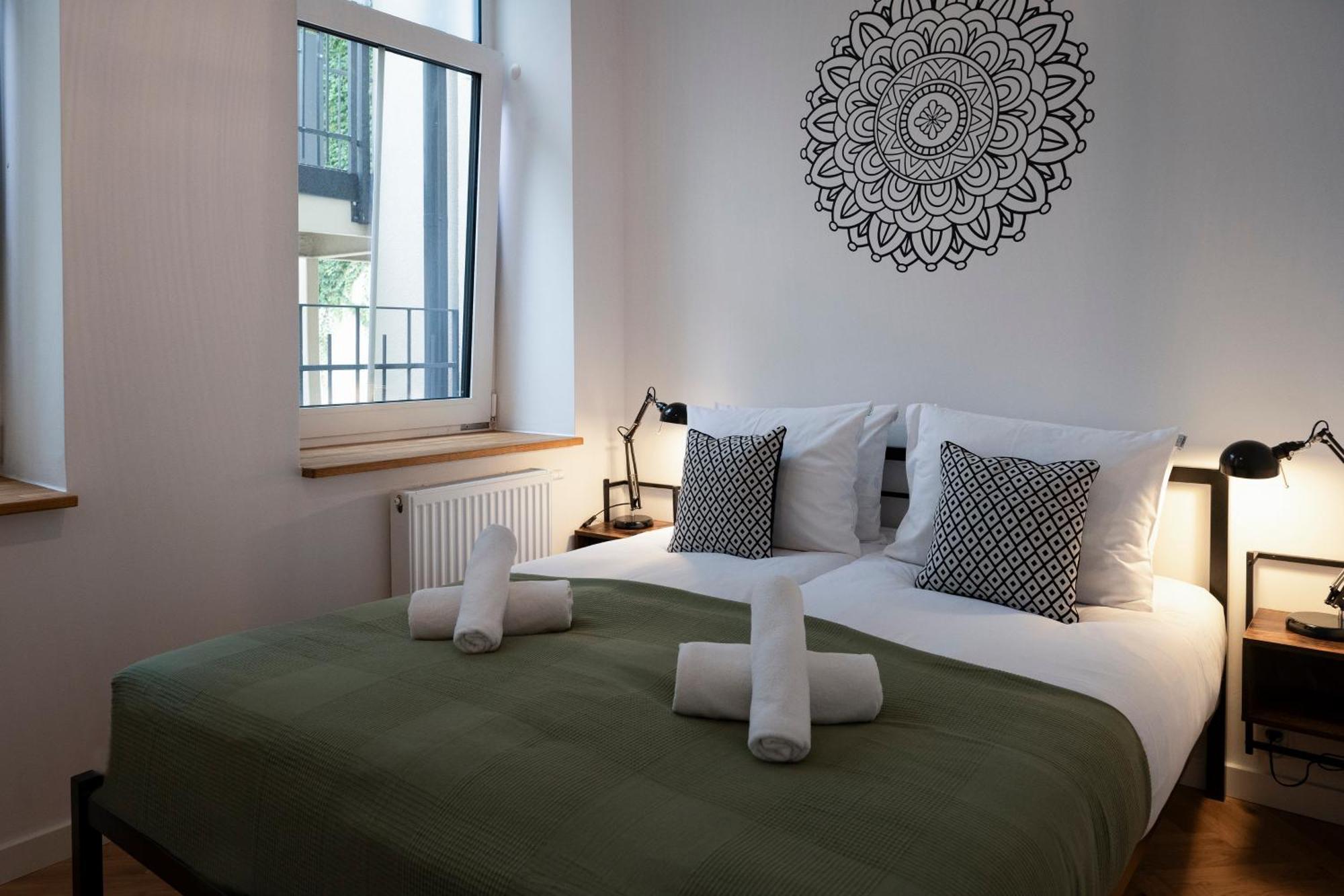 Tyzenhauz Apartments Siemiradzkiego Street Красков Екстериор снимка